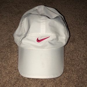 Women’s Nike Hat